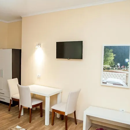 Hotel Edea Korce