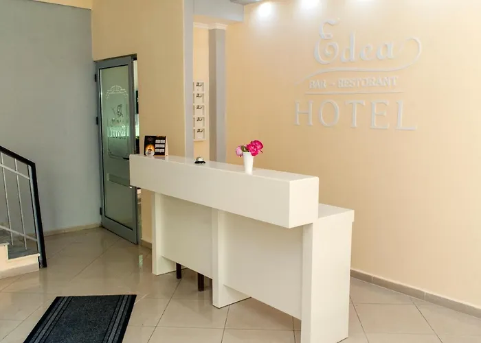 Edea Hotel *